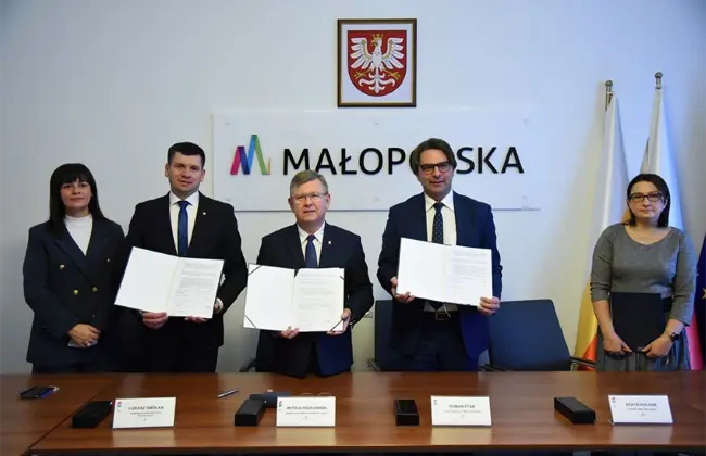 Umowa dotycząca obwodnicy Niepołomic i Podłęża między Województwem Małopolskim a Gminą Niepołomice podpisana