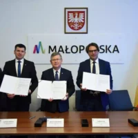 Umowa dotycząca obwodnicy Niepołomic i Podłęża między Województwem Małopolskim a Gminą Niepołomice podpisana - zdjęcie w galerii nr 1