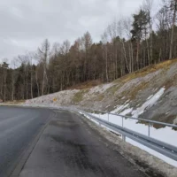 Zabezpieczenie osuwiska wraz z rozbudową drogi w ciągu DW 965 w m. Laskowa - zdjęcie w galerii nr 24