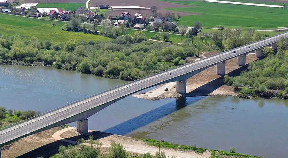 Budowa mostu na Wiśle w m. Borusowa - Poprawa komunikacji międzyregionalnej 